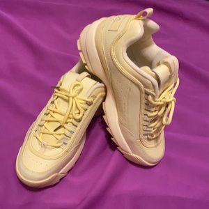 Neon yellow Women’s Fila’s